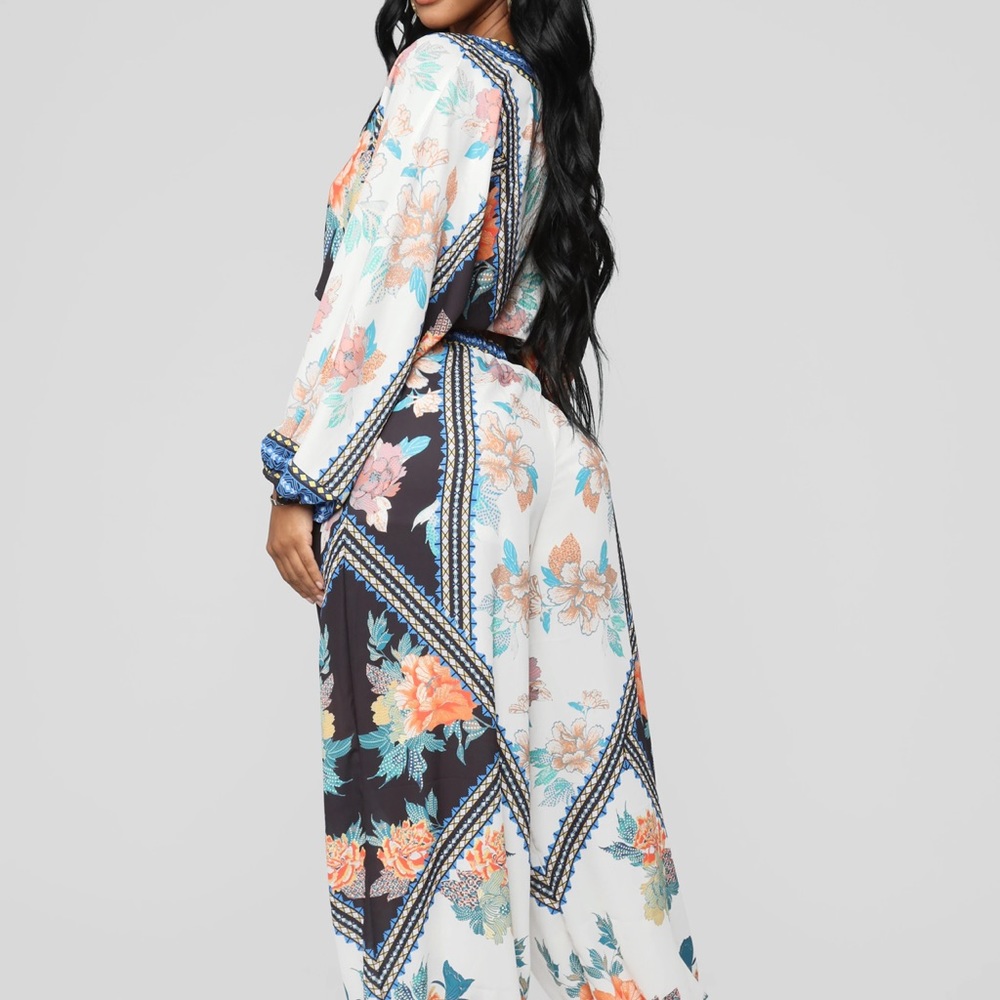 Two Piece Pant Set - Picture 3 of 11